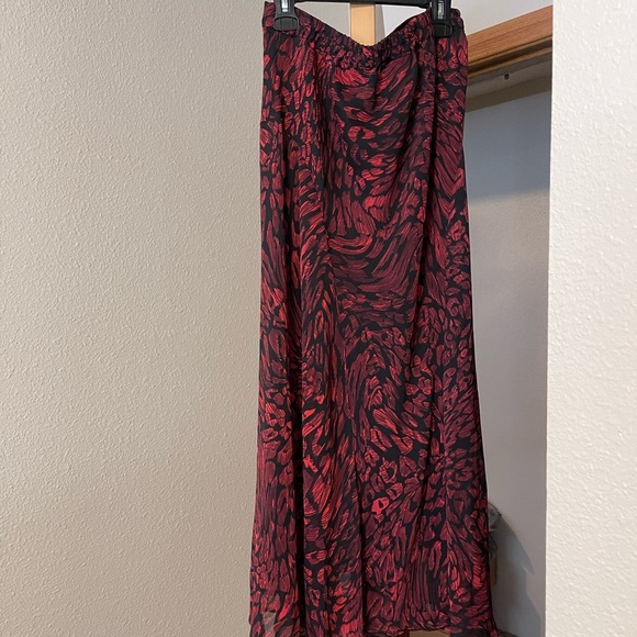 Topshop Warped Leopard Print Godet Midi Skirt - Picture 2 of 3